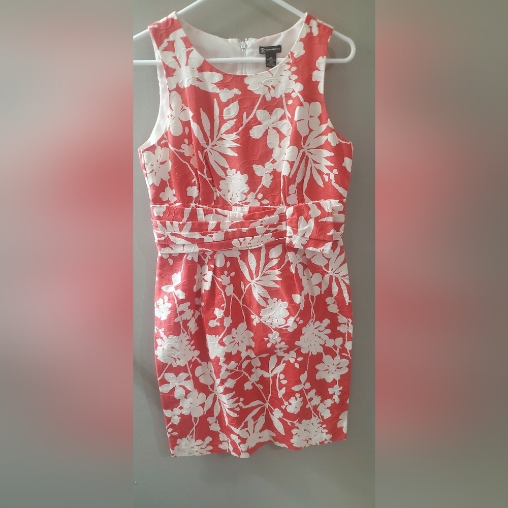 New Directions Pink and White Floral Mini Dress